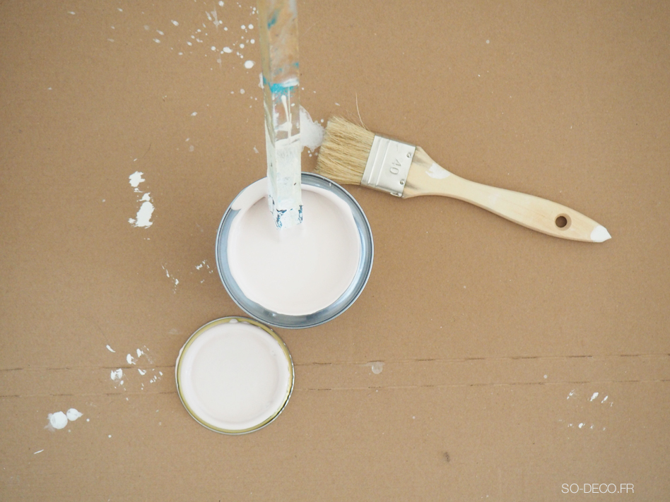 pot-de-peinture