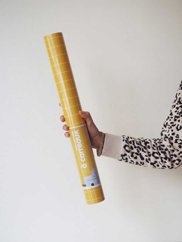 papier-peint-jaune-a-carreaux-rouleaux