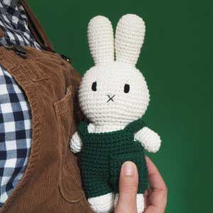 miffy-crochet-jaune-vert