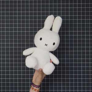 miffy-velours-blan